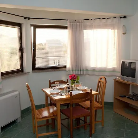 Apartament Cetina *