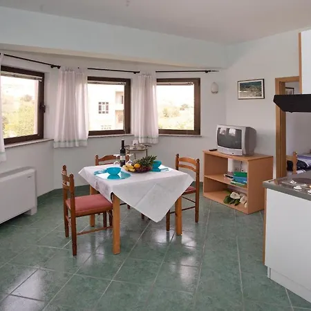 Cetina شقة سبليت