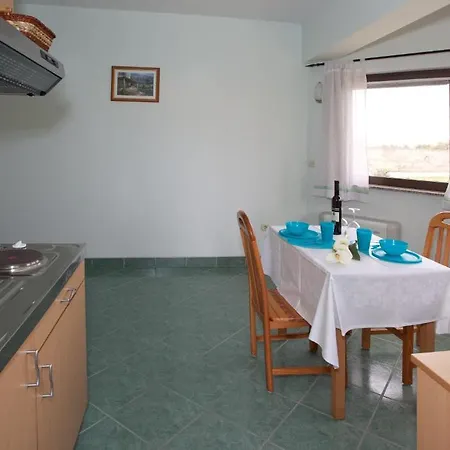Cetina Lejlighed
